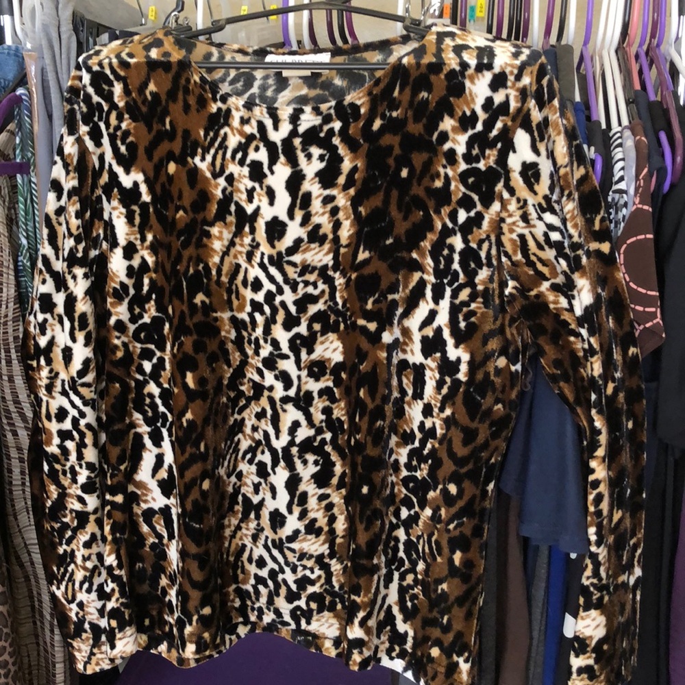 Leopard type print velour/velvet type shirt.  Med.